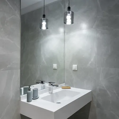 Wheat Of Coffee With King Bed In Ocp Lejlighed Bukarest