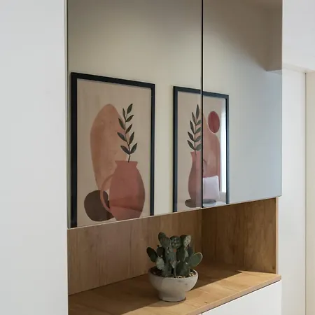 Wheat Of Coffee With King Bed In Ocp