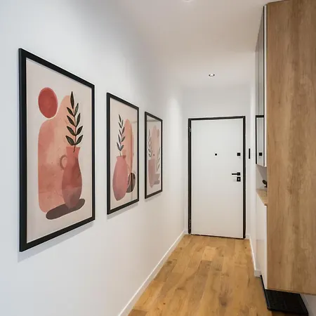 Wheat Of Coffee With King Bed In Ocp Lejlighed