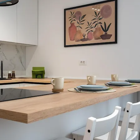 Wheat Of Coffee With King Bed In Ocp Apartamento Bucarest