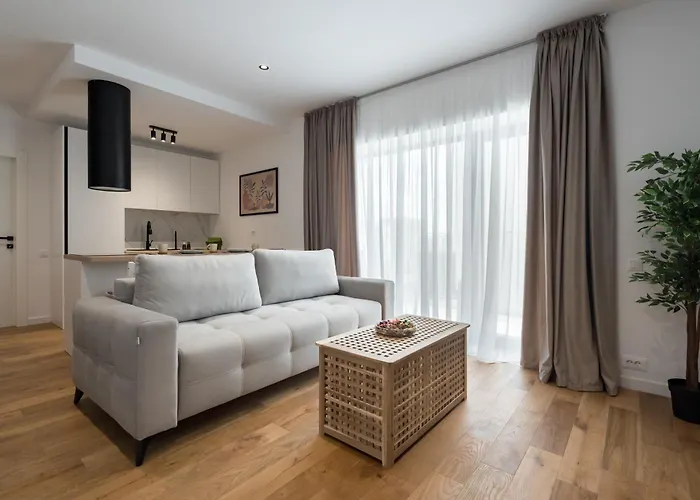 Wheat Of Coffee With King Bed In Ocp Apartament