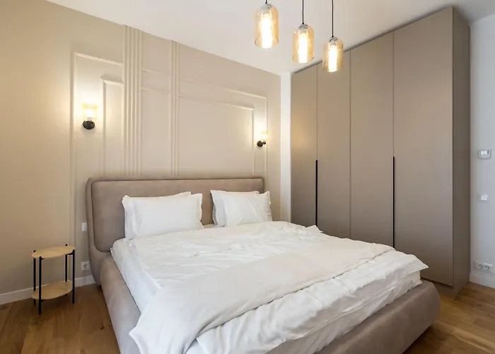 Wheat Of Coffee With King Bed In Ocp Apartament