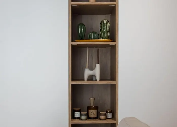 Wheat Of Coffee With King Bed In Ocp Apartament