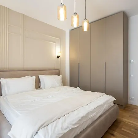 Wheat Of Coffee With King Bed In Ocp