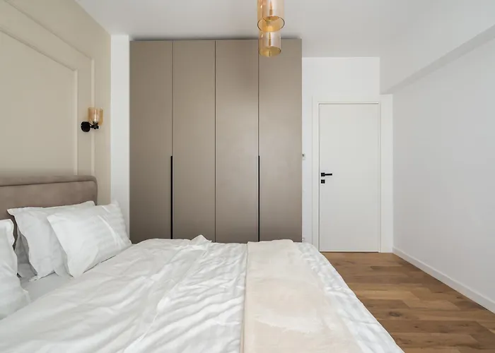 Wheat Of Coffee With King Bed In Ocp Apartman